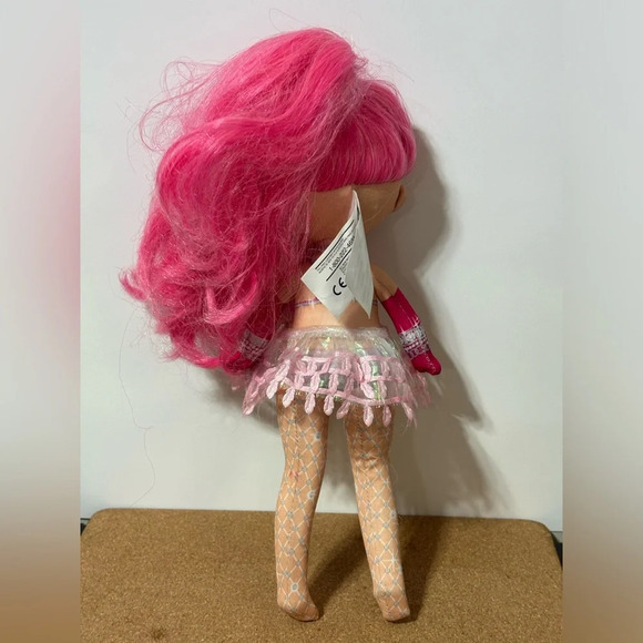 5/$25
Na Na Na Surprise Teens Series 1 COCO VON SPARKLE Flamingo Doll 11" - Picture 13 of 13